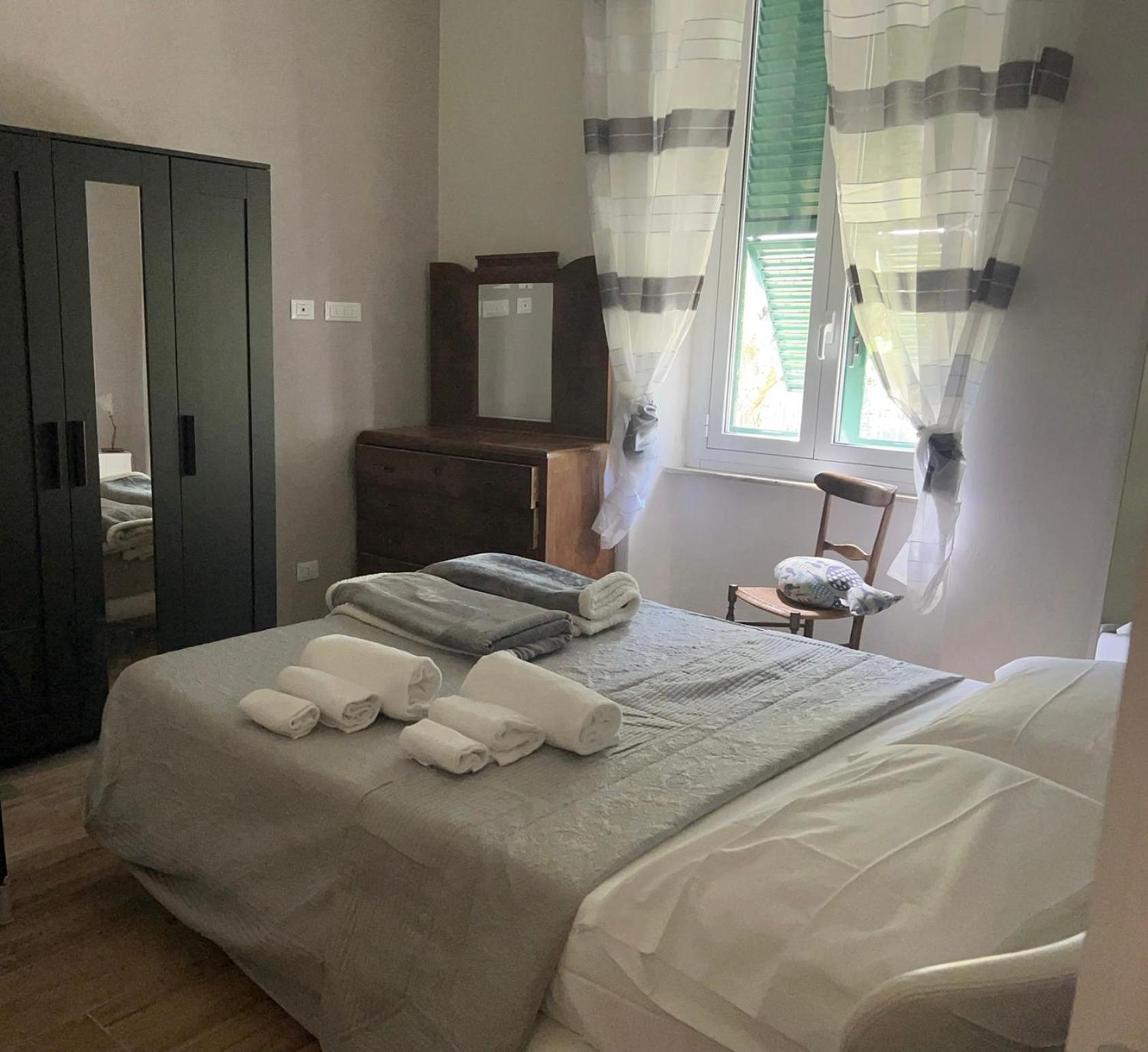 Villa Delle Mimose Σέστρι Λεβάντε Εξωτερικό φωτογραφία